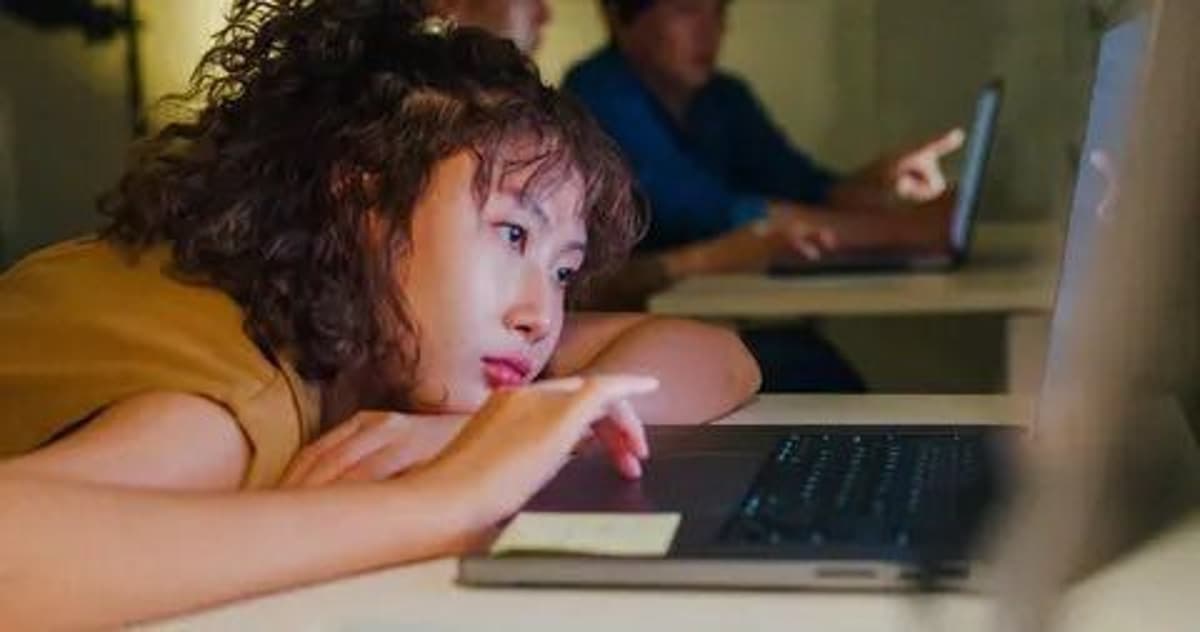 AI Strategy Undermines Top Talent's Job Performance