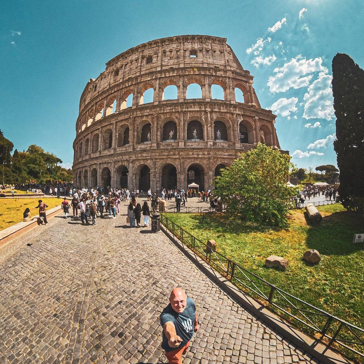 Guiding a Smiling Tour Through Warm Roman Streets