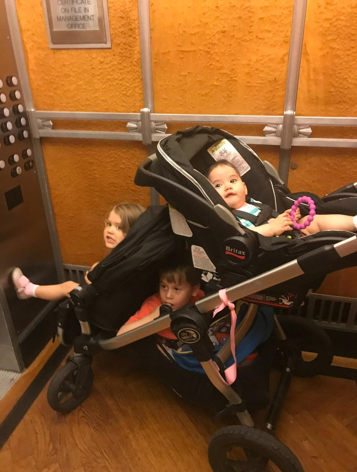 Cities Must Keep Young Couples, Not Attract Suburbs