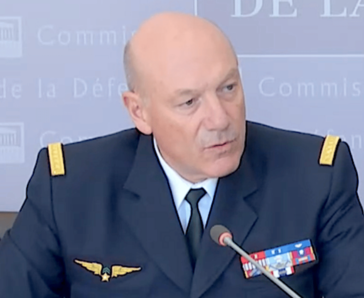 France to Use OneWeb and SatcomBw-4 Until Iris2 Ready