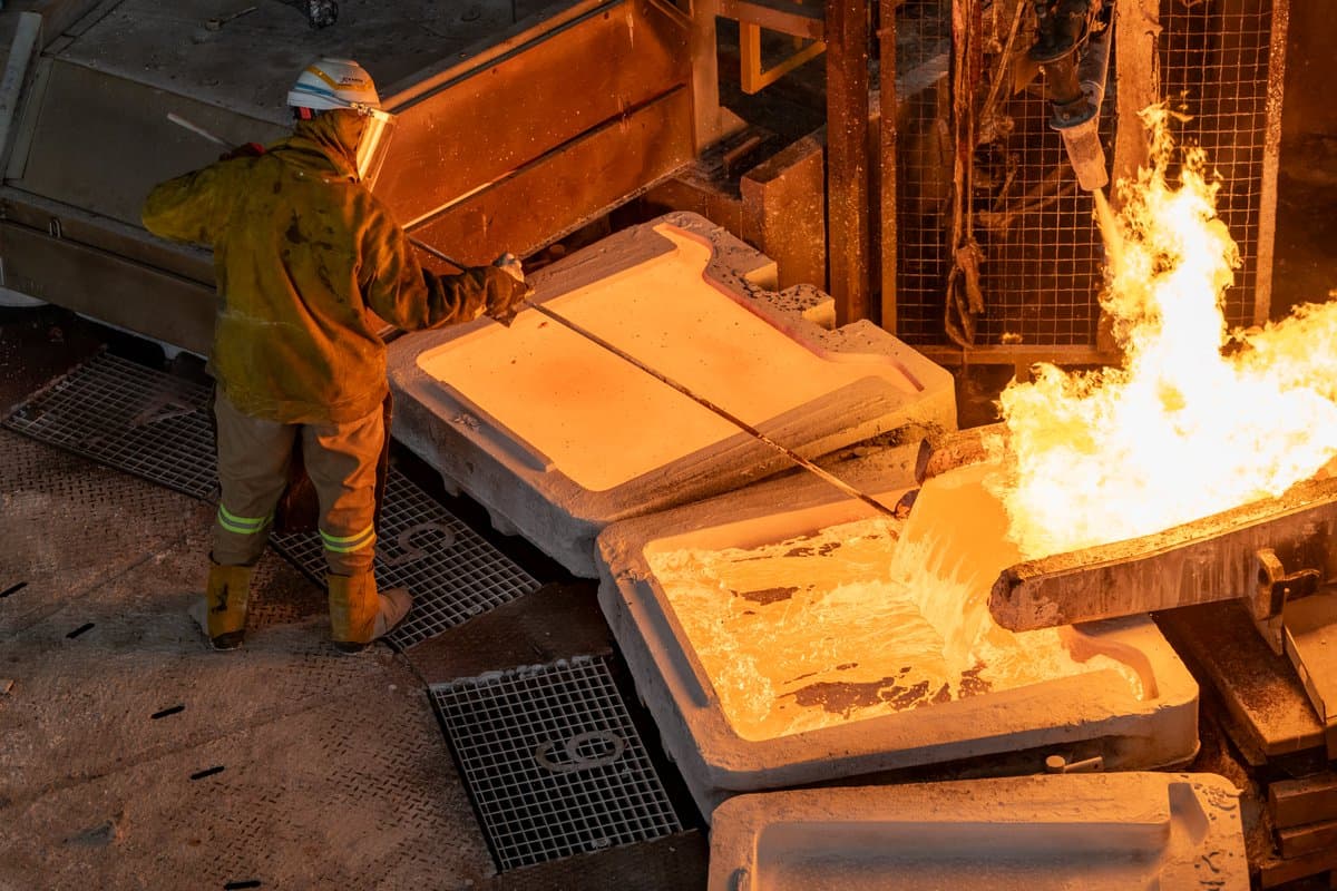 US‑China Stockpiling Fuels Copper Price Surge