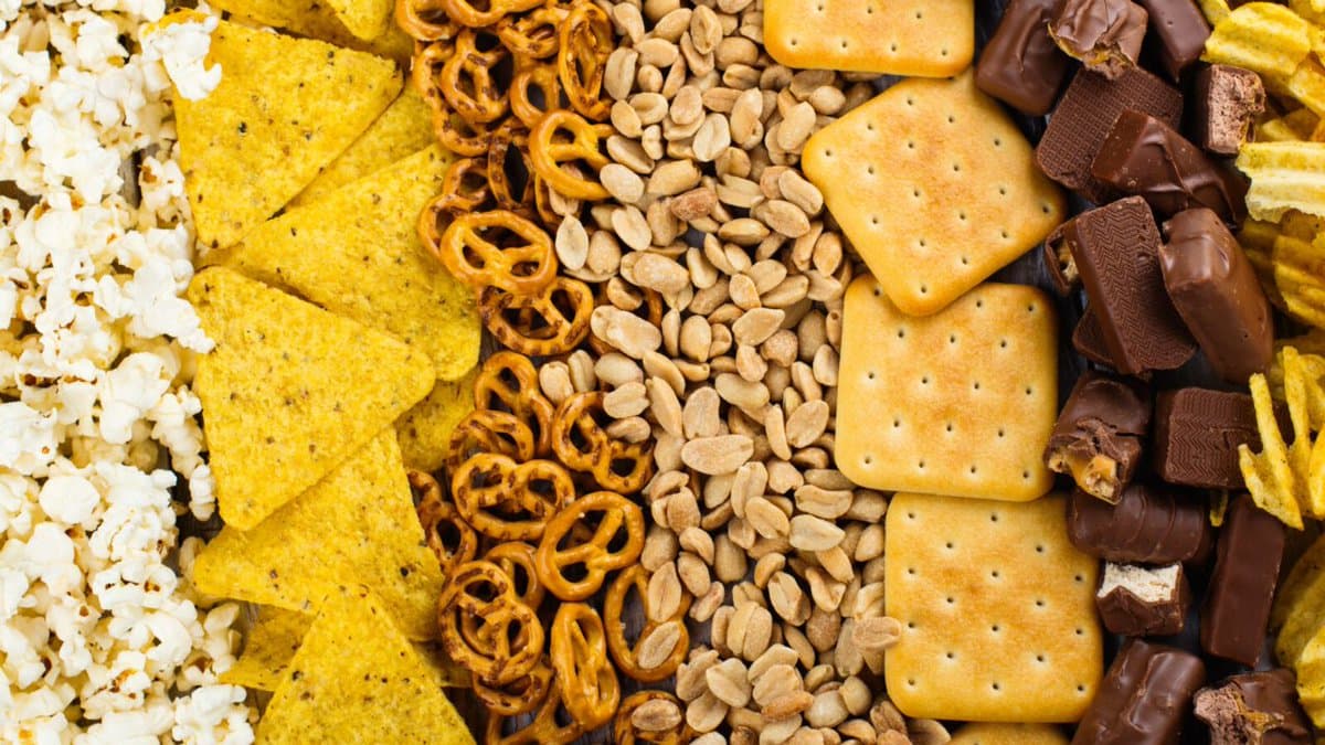 Blue Light Worsens Obesity via Fat Mitochondrial Damage