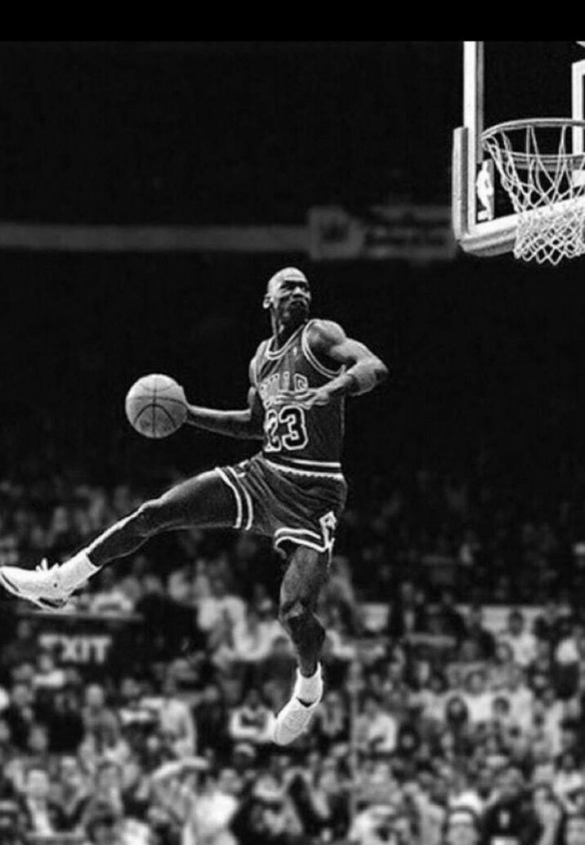 Failure Repeatedly Fuels Success, Says Michael Jordan