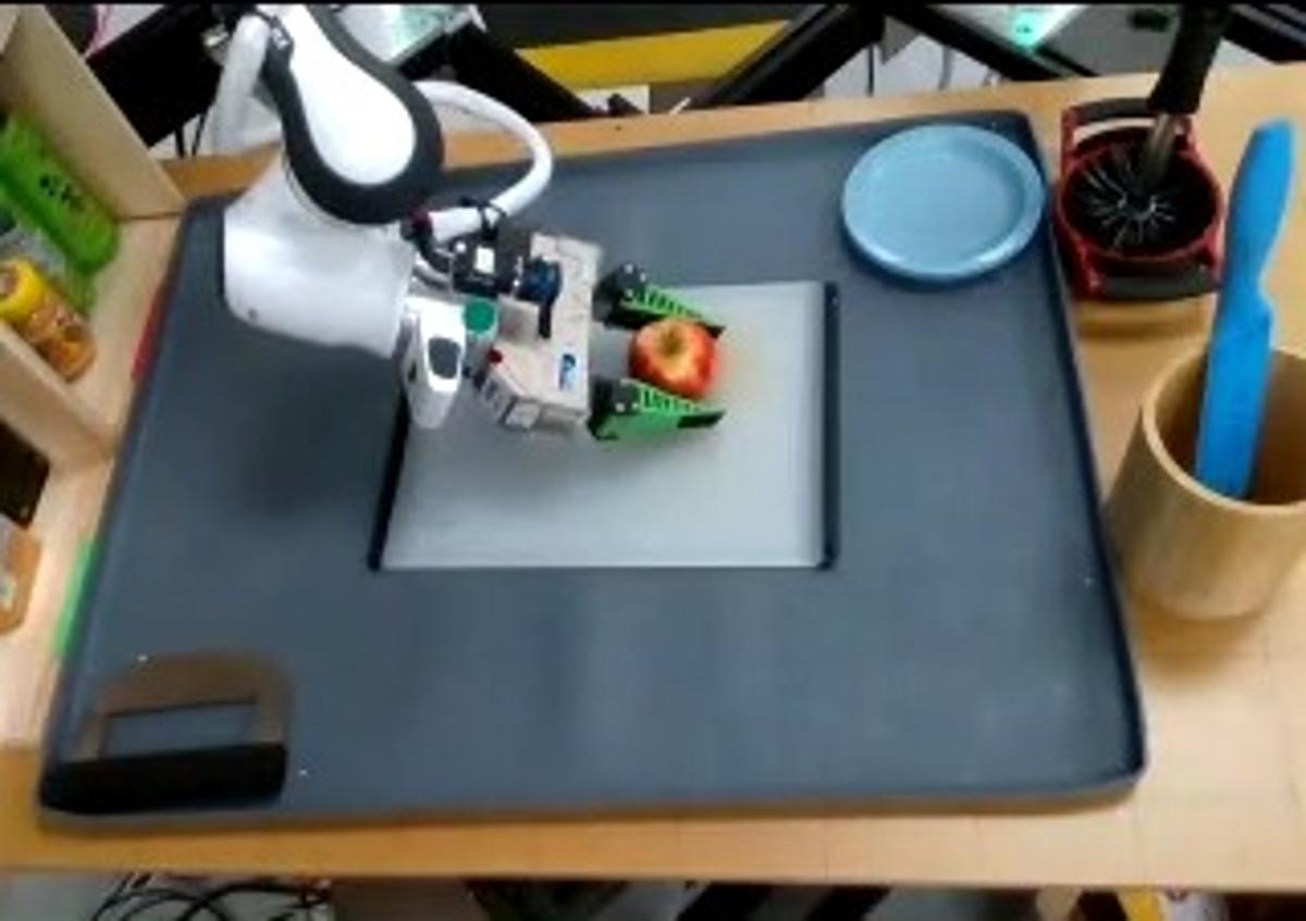 Fine‑tuned Large Models Boost Robot Task Learning Efficiency
