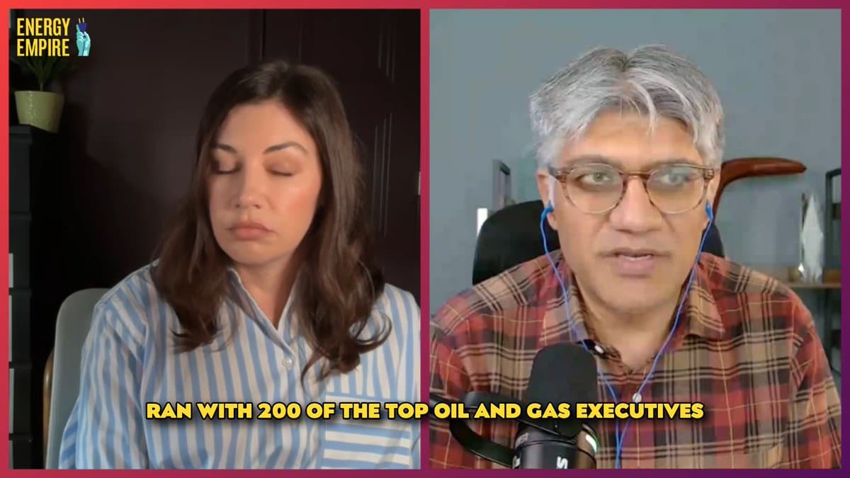 Oil CEOs Reject Drill Push, Sell Their Shares