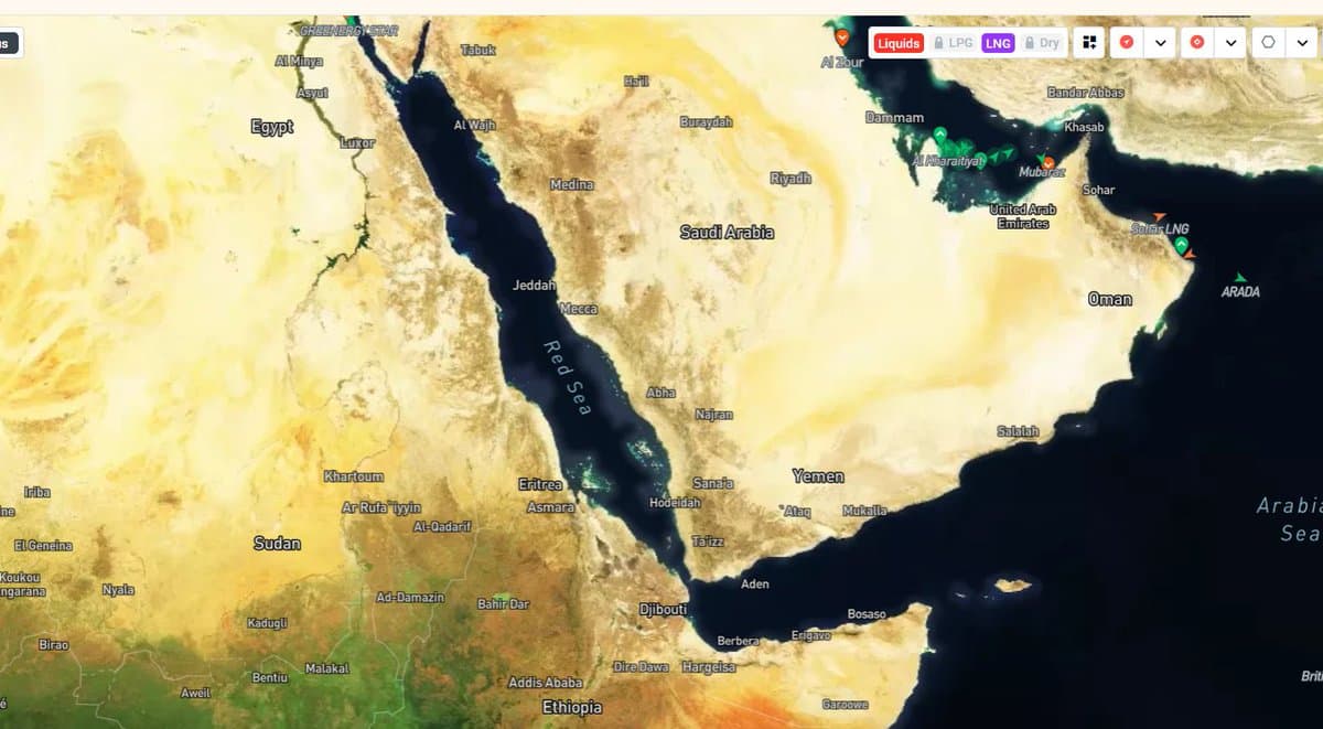 Sanctions Block Russian LNG, Not Crude, Through Red Sea