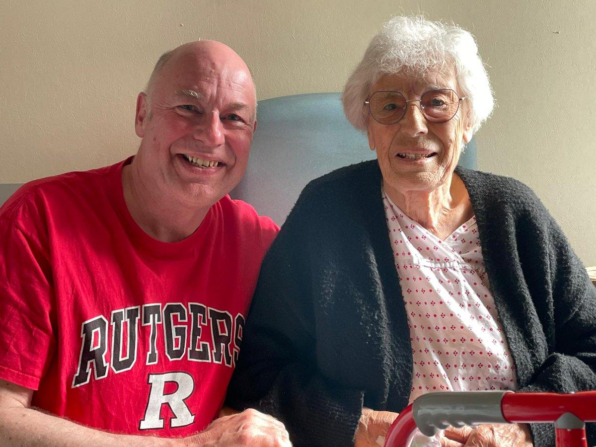 88-Year-Old’s Hip Surgery Triumph Shows Resilience