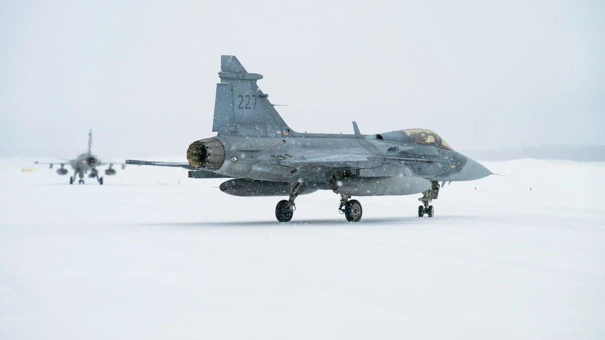 Swedish Air Force Assumes NATO Policing in Iceland
