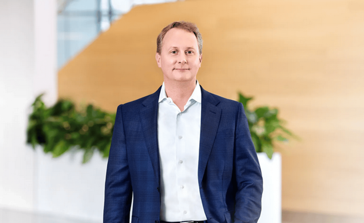 Charter CEO Invests $1M as Stock Plunges 28%