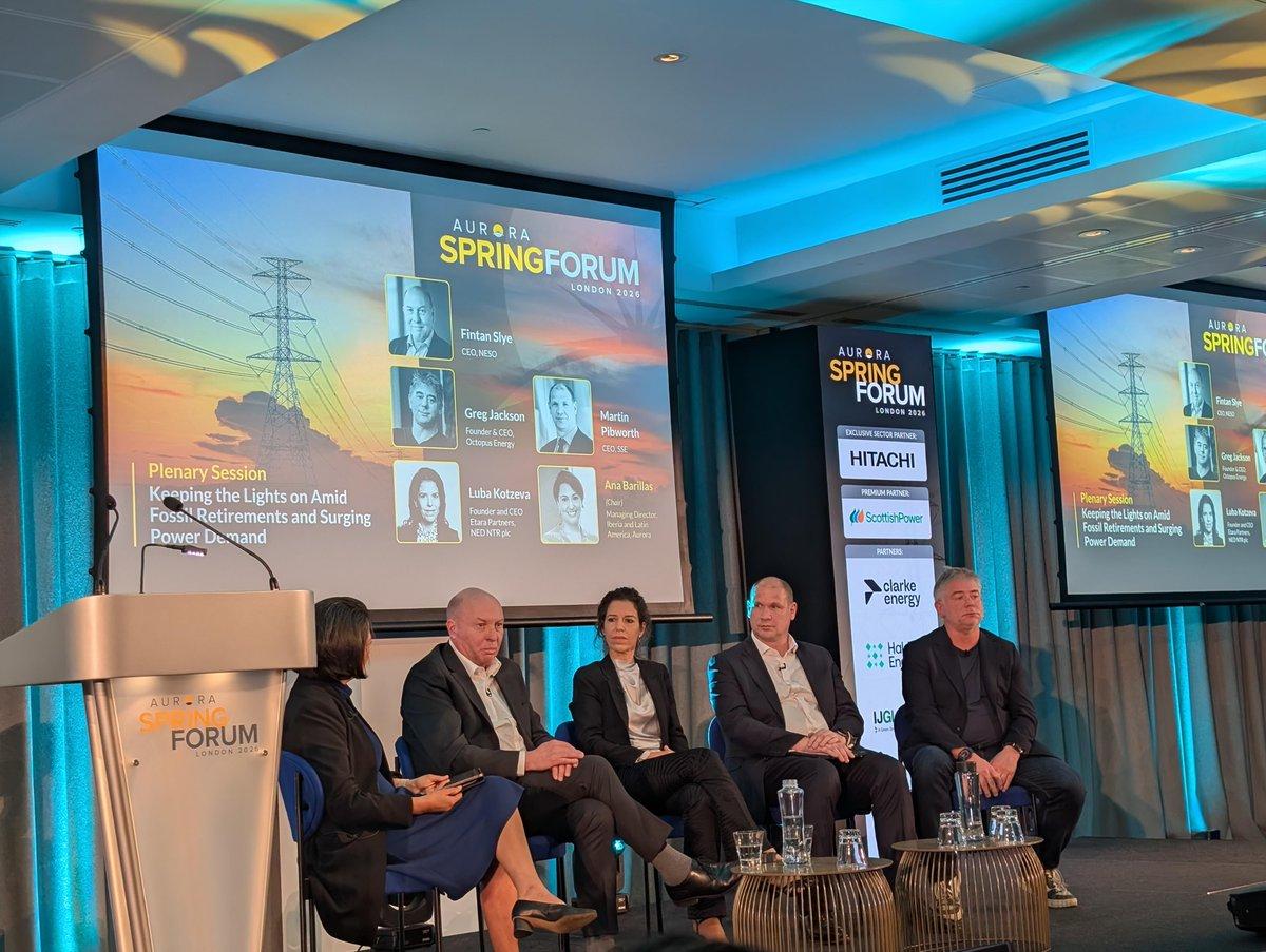 Battery Costs Plummet, EV Flexibility Powers Future Grid