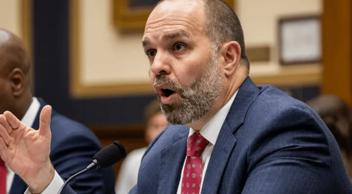 NAB Skirts Key Names, Focuses on Licensing Process