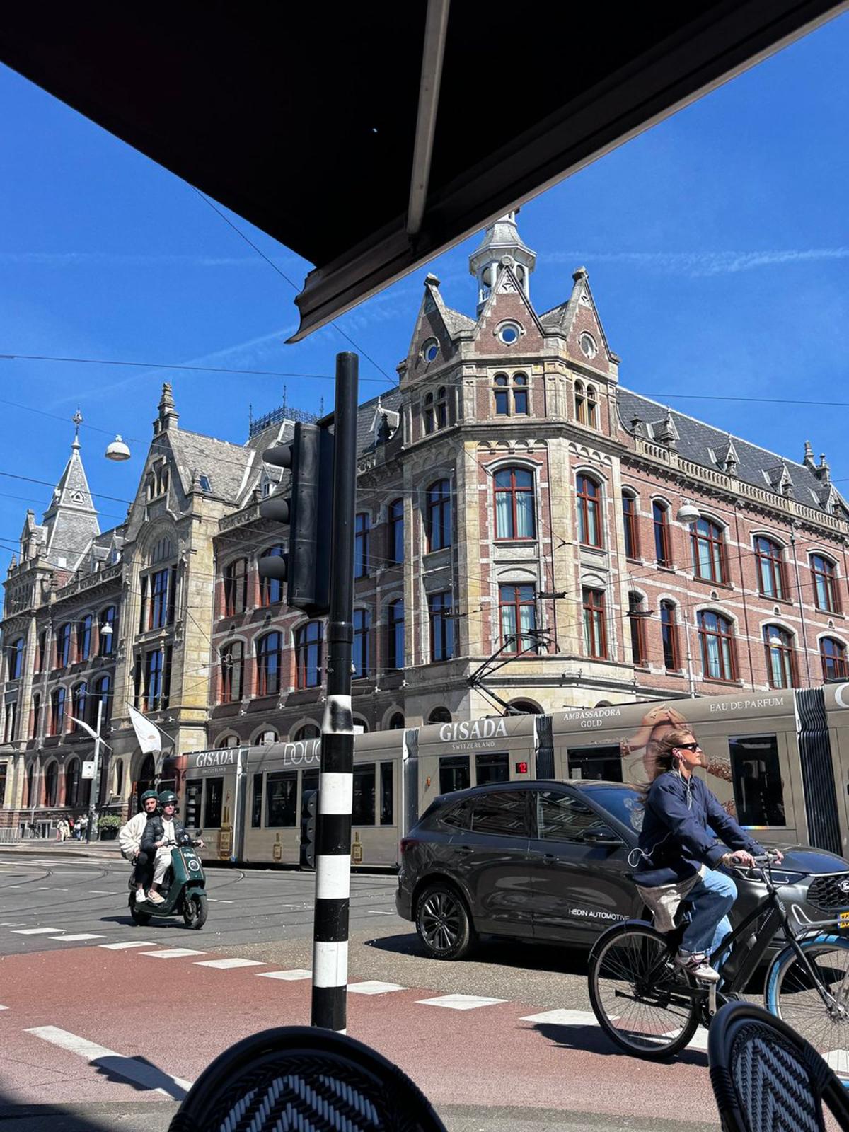 Chic Stay at Amsterdam’s Mandarin Oriental Impresses