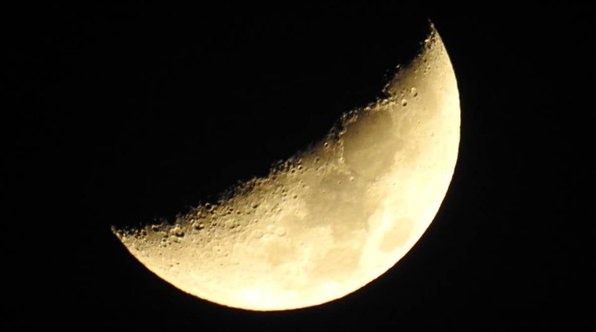 SpaceX Debris Inadvertently Heads Toward the Moon