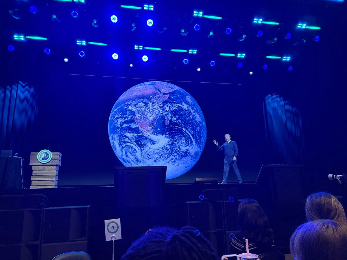 Al Gore Highlights Urgent Reality of Climate Crisis