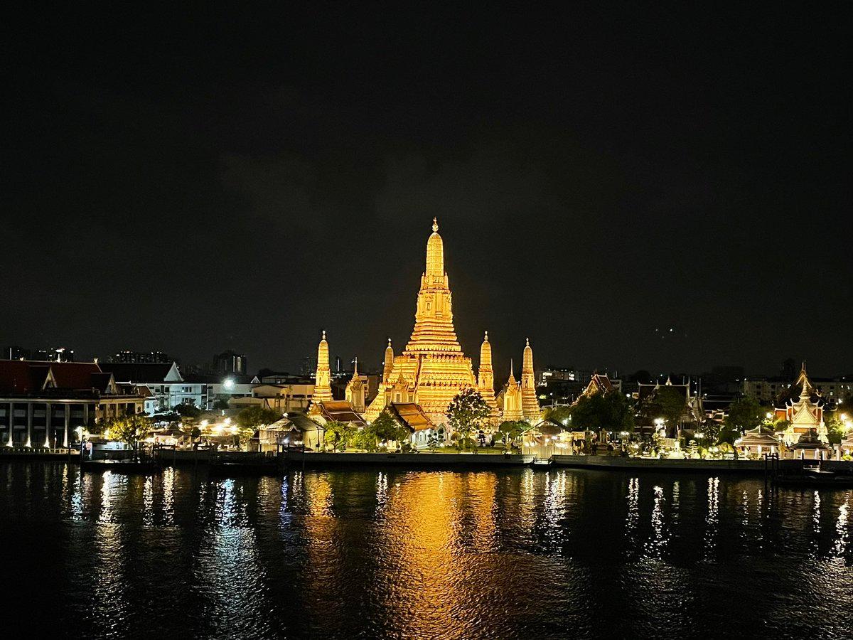 Finding Serenity Beside Bangkok’s Iconic Wat Arun