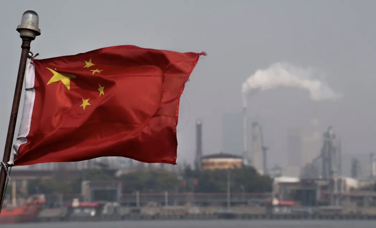 Chinese Banks Stuck Between US Sanctions and Beijing Orders