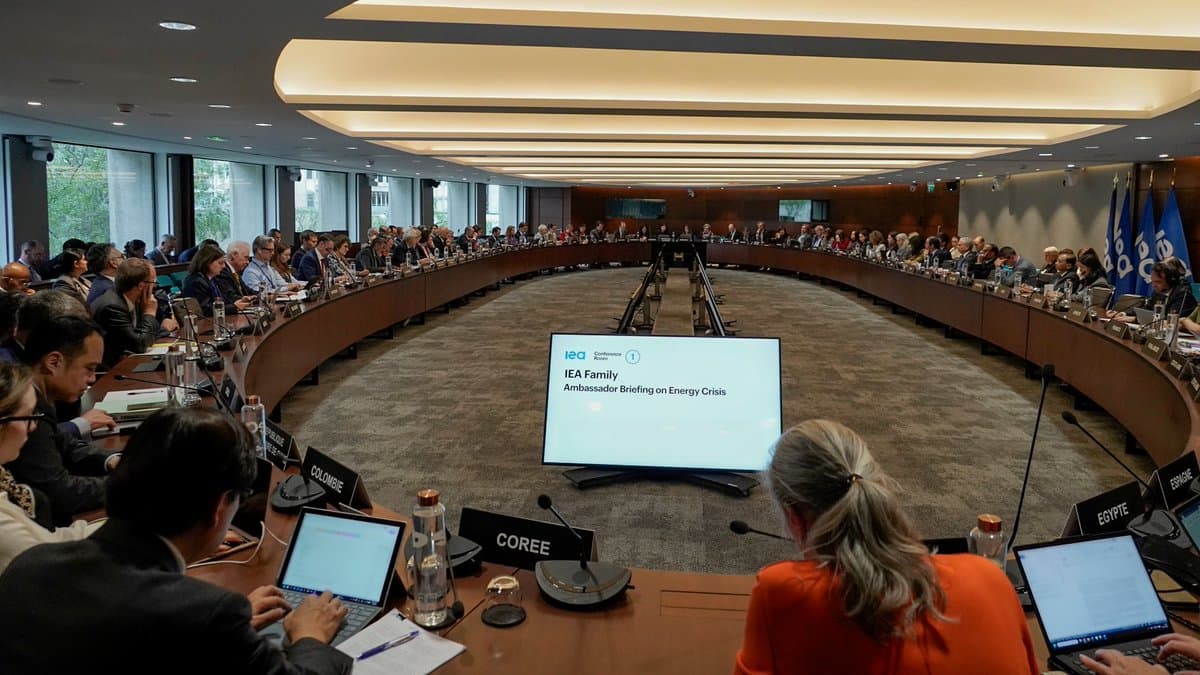 IEA Gathers Global Ambassadors to Tackle Middle East Energy Crisis