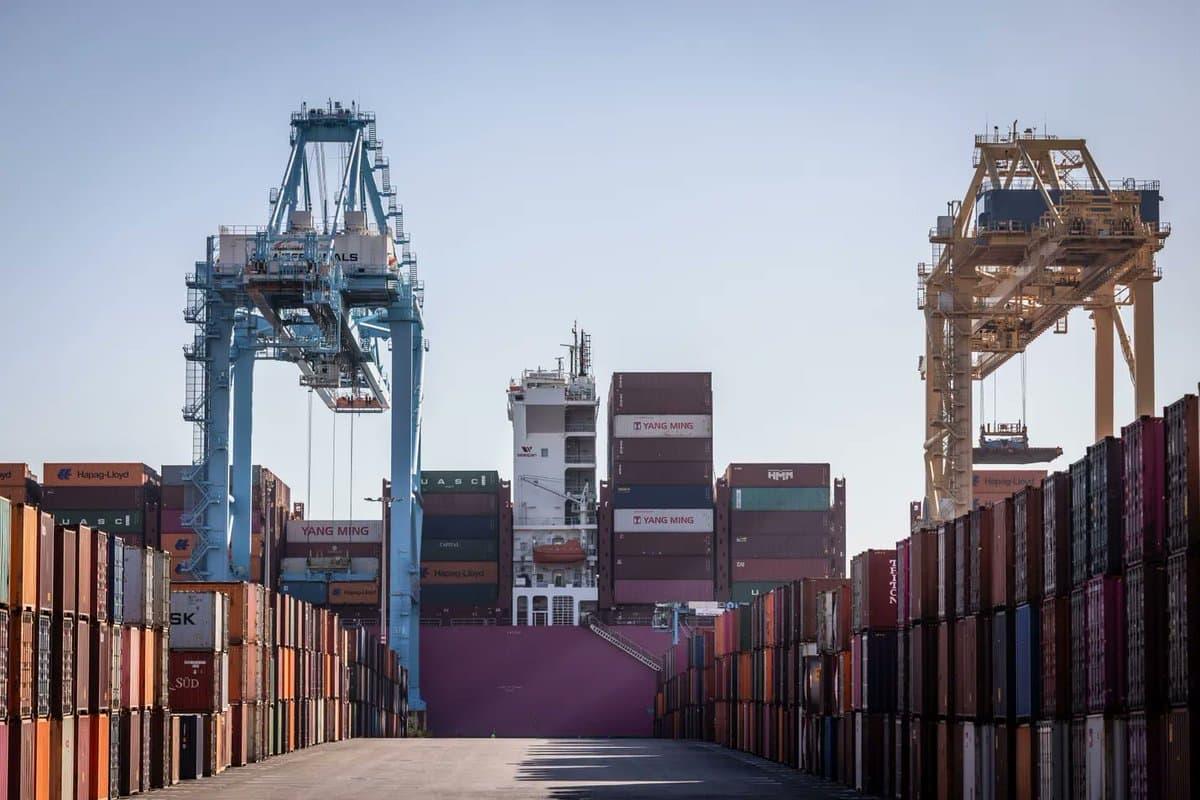 EU Urges US to Approve Trade Deal by July
