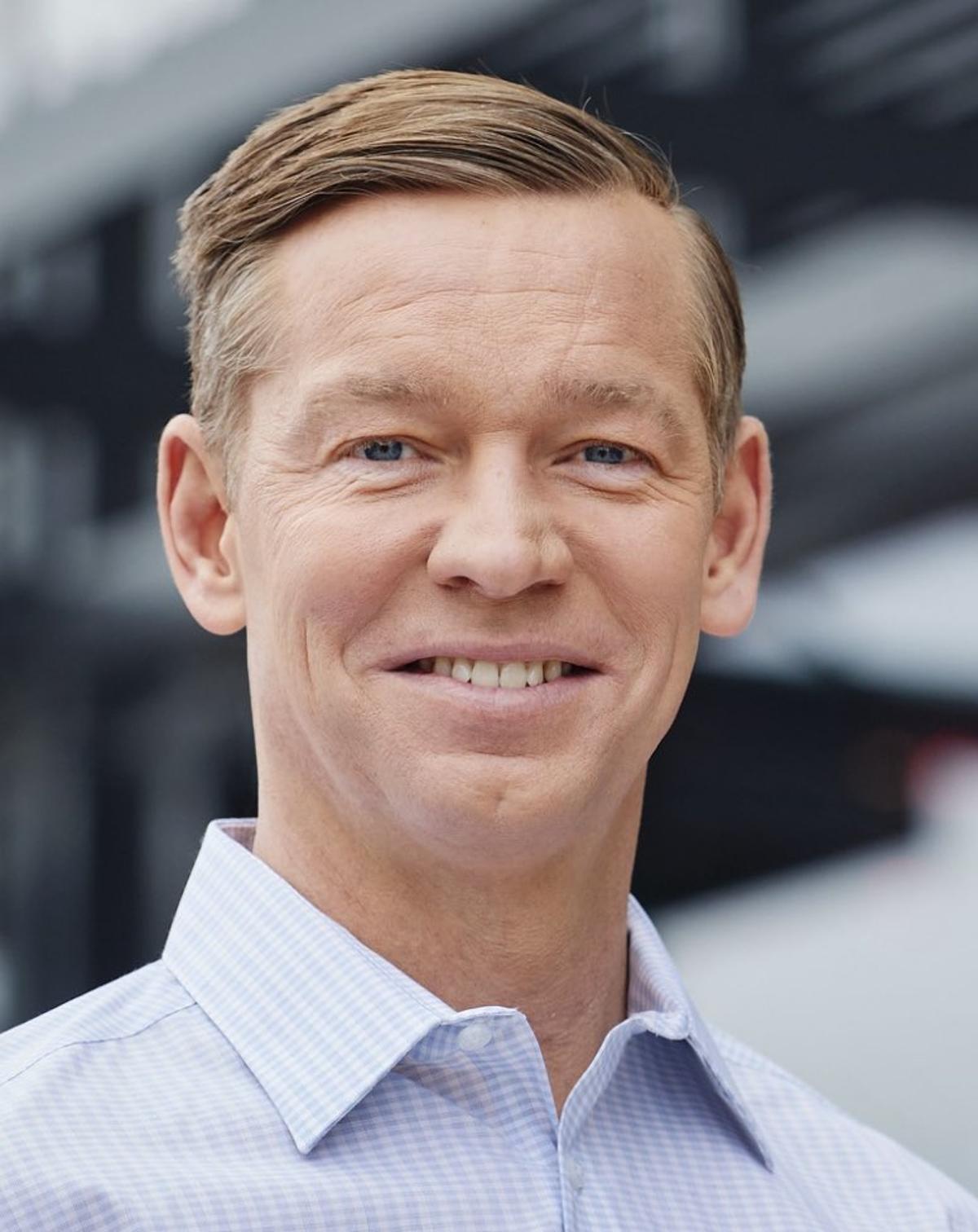 McDonald's CEO Quits to Join Anthropic’s AI Kitchen