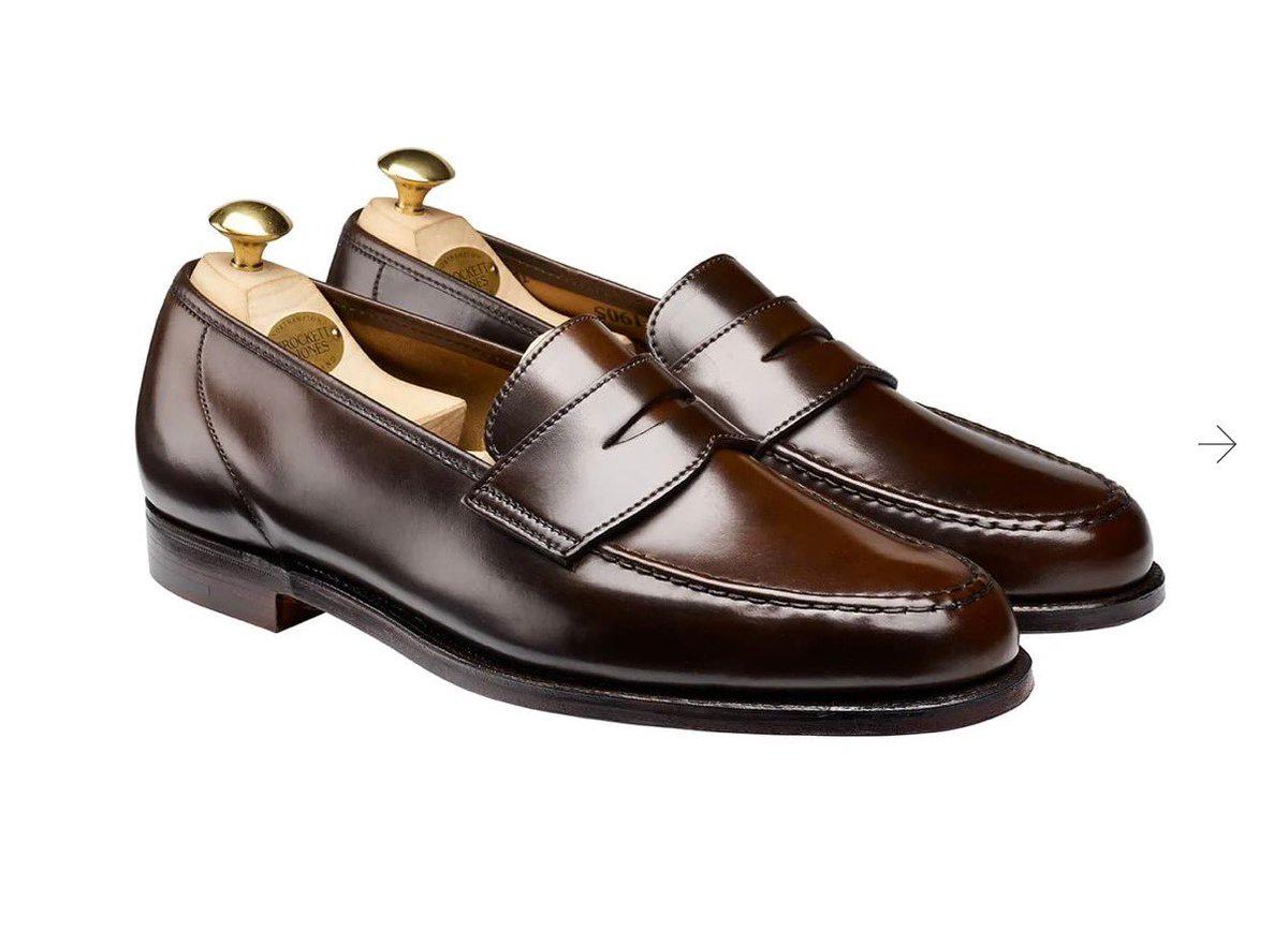 Pick One Luxury Shoe Pair for Your Trip