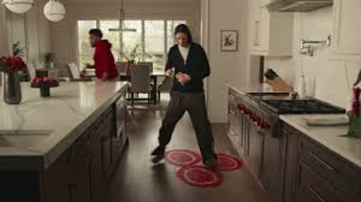 WNBA Stars Spotlighted in First Knicks‑Sixers Ad Break