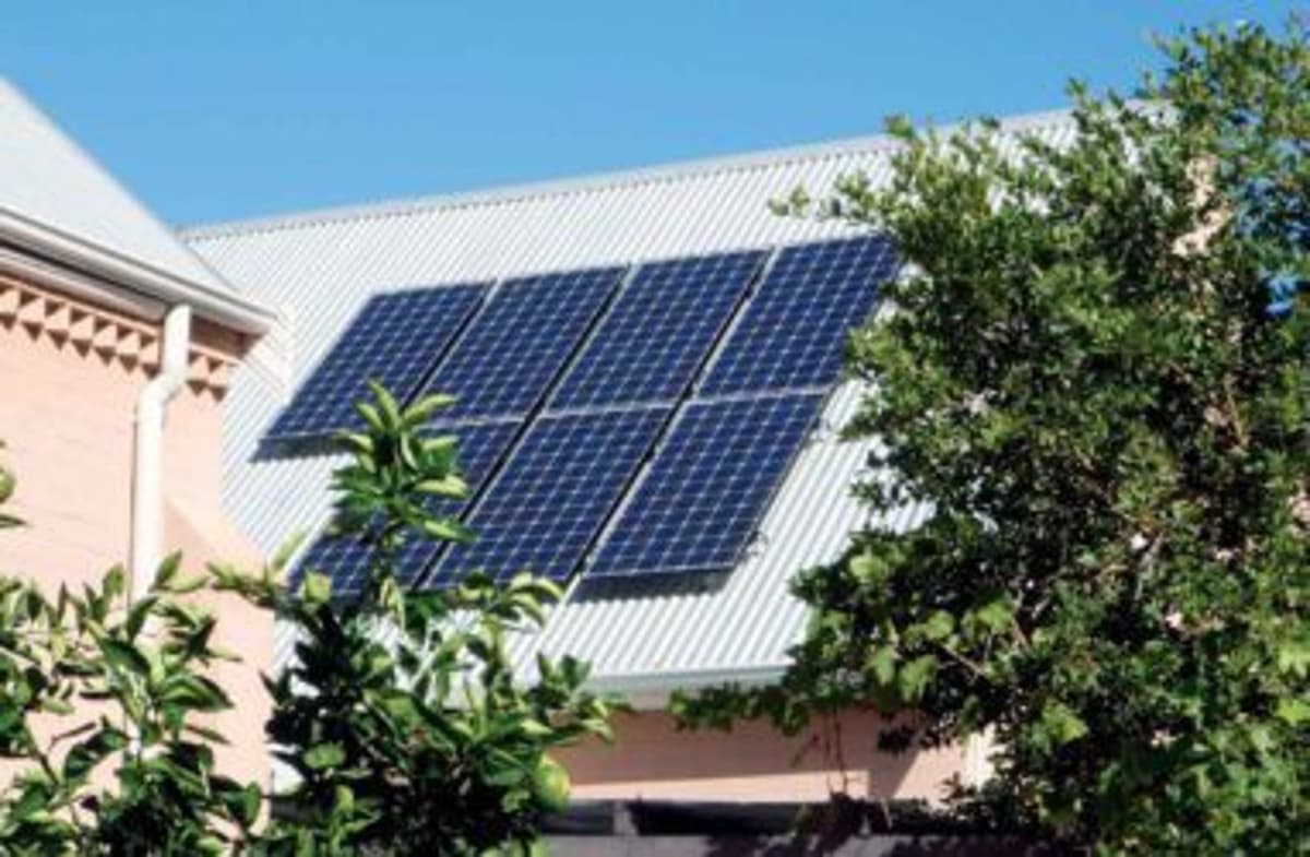 8,000 Social Housing Units Receive Solar and Heat Pump Upgrades