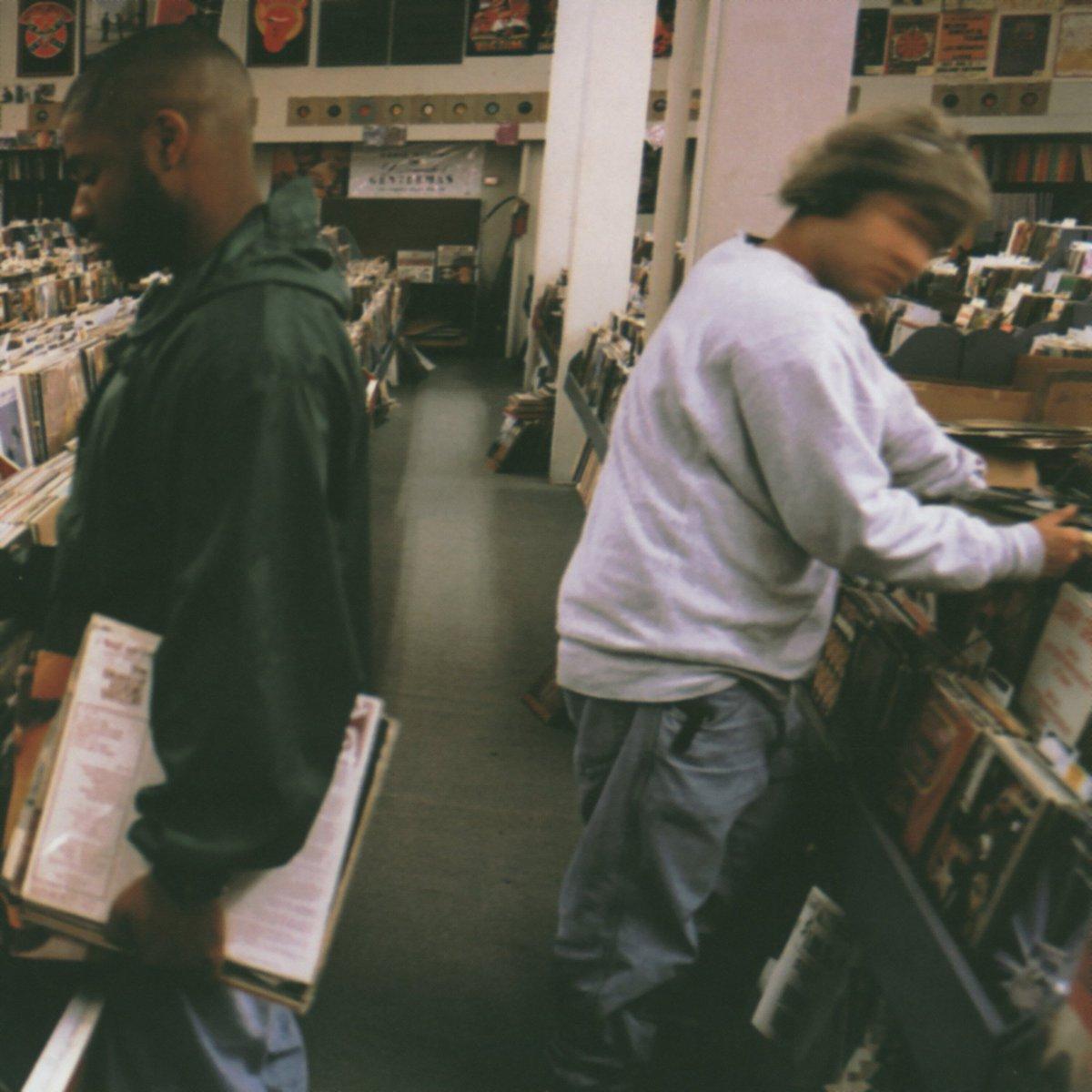 DJ Shadow Shoot Blunder: Unit Mix-Up Left Foreground Blurry