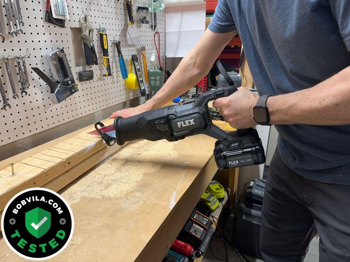 Flex Cordless Saw Delivers 24V Power, Low Vibration