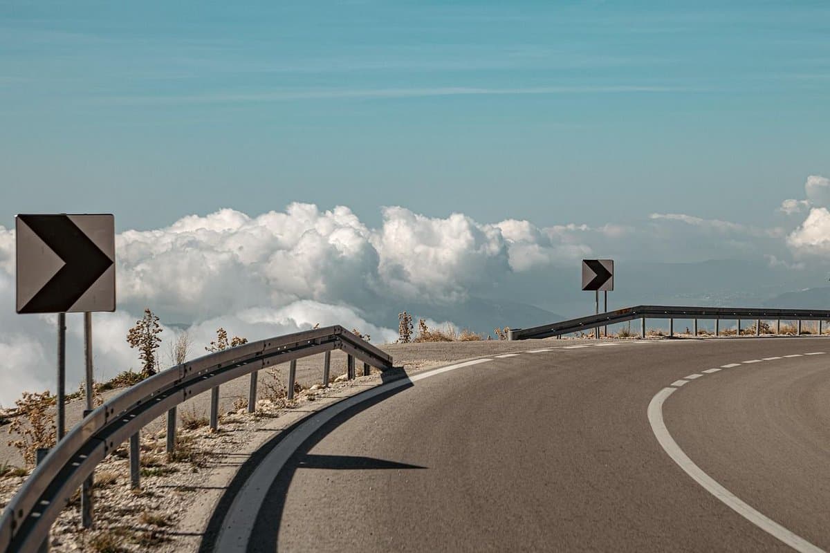 Weak Guardrails Cause System Collapse Under Pressure