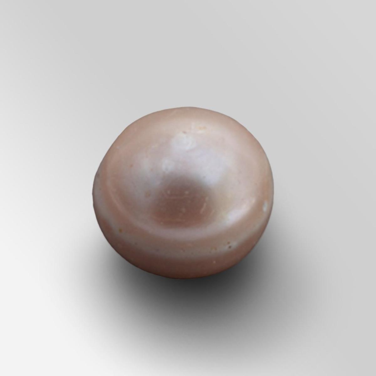 Ancient Pearl Highlights 8,000-Year Gulf Trade Shift to Land