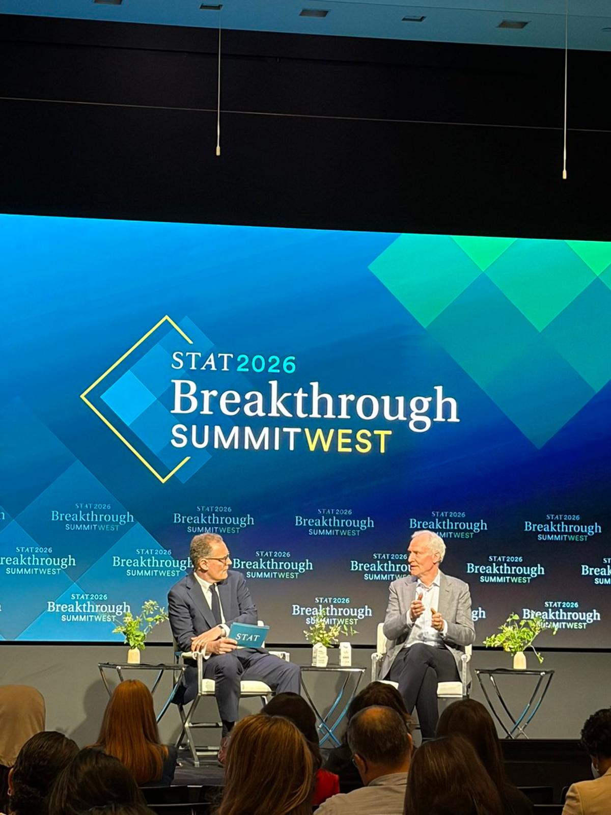 AI Designs Entirely New Therapeutic Molecules, Says Ex‑Stanford President