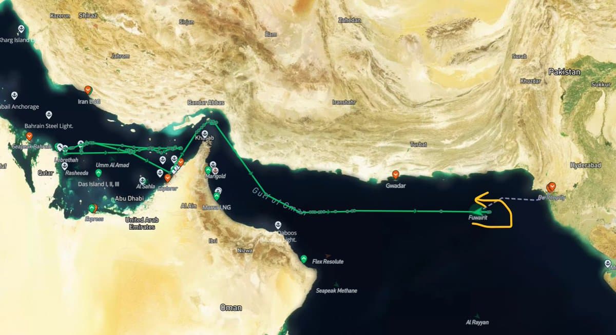 Qatari LNG Ship Turns Back After Blockade Detour
