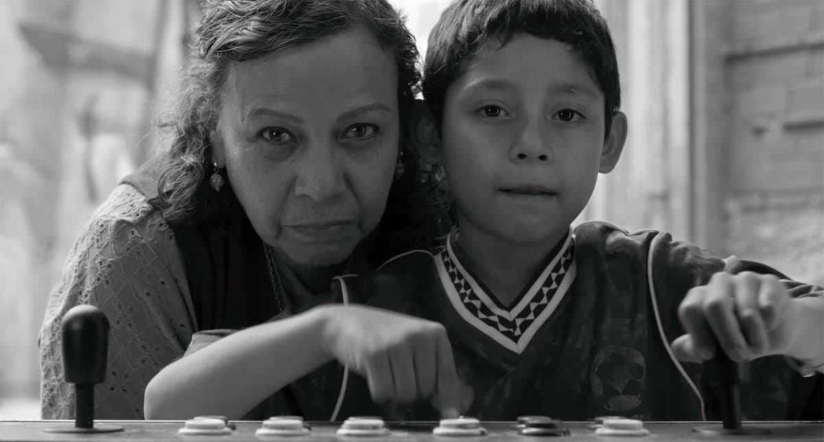 Acclaimed Mexican Film ‘Flies’ Trailer Drops Featuring Teresita Sánchez