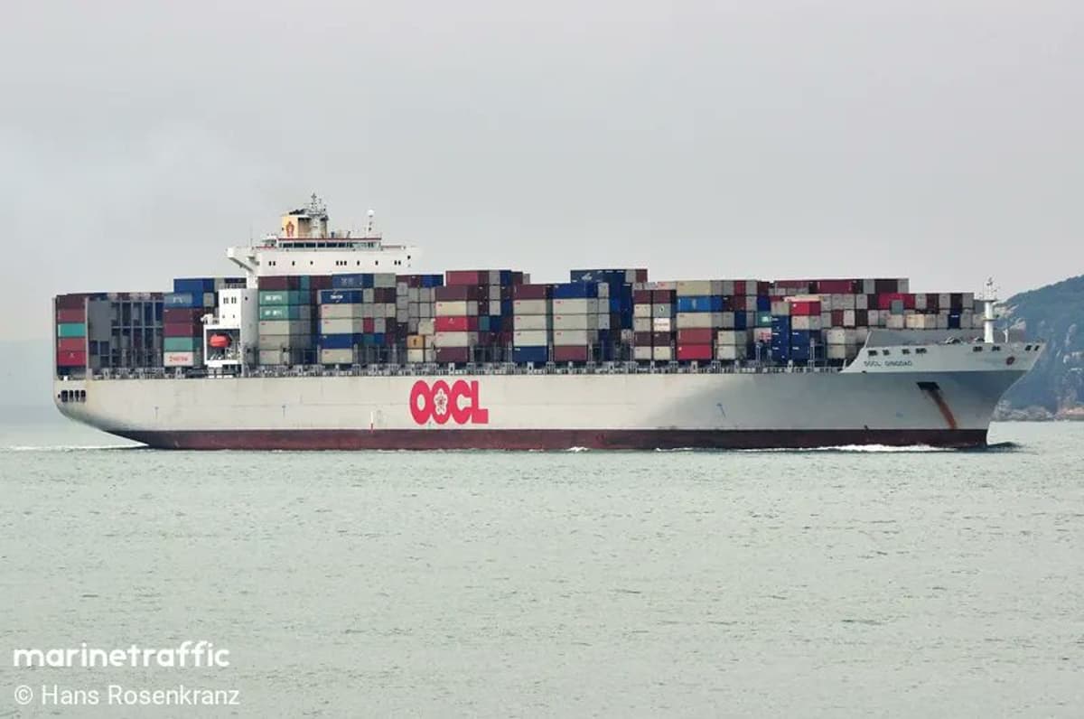 MSC Qingdao Disables AIS, Leaving Strait Status Uncertain