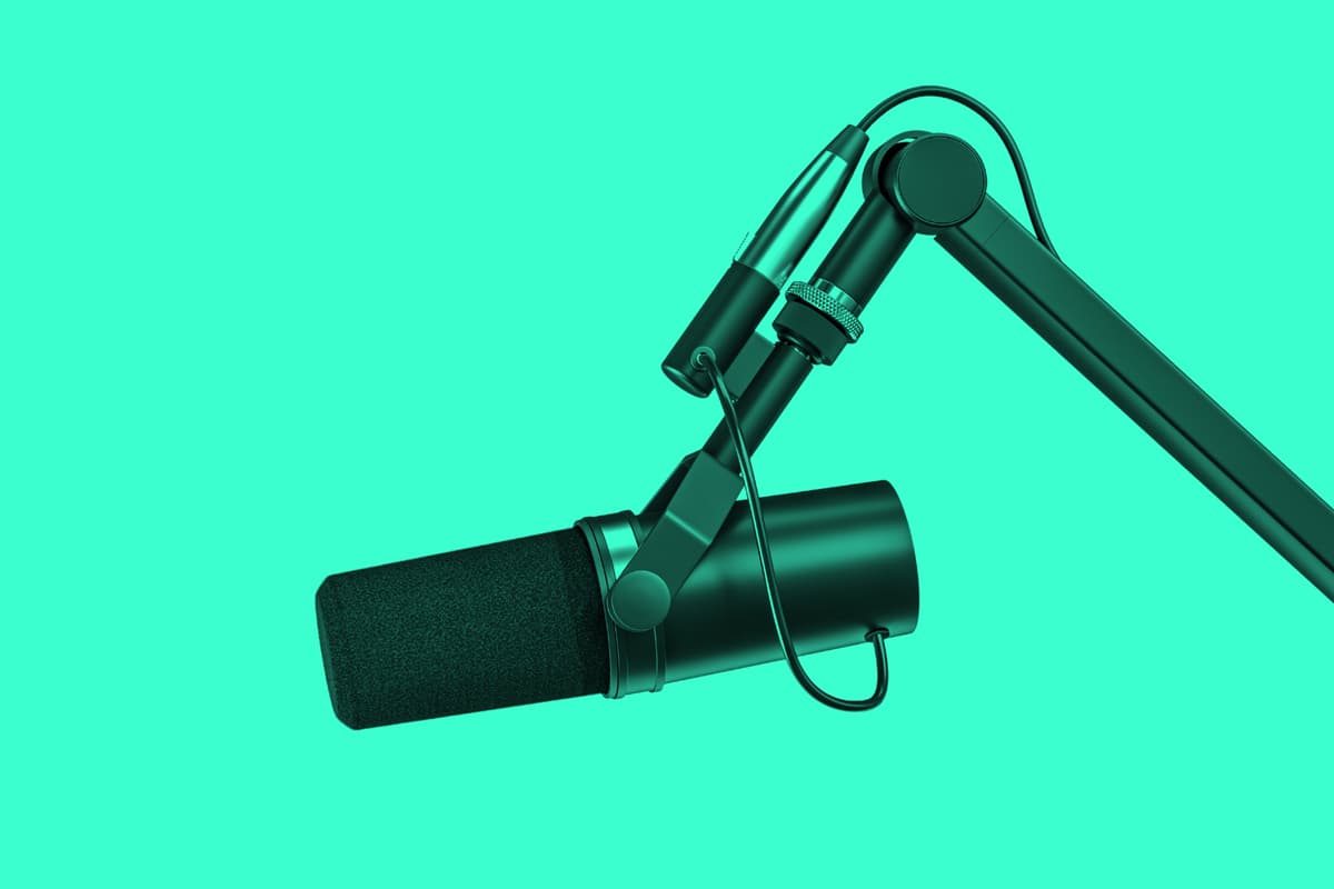 AI Radio Hosts Demonstrate Why AI Can’t Be Trusted Alone