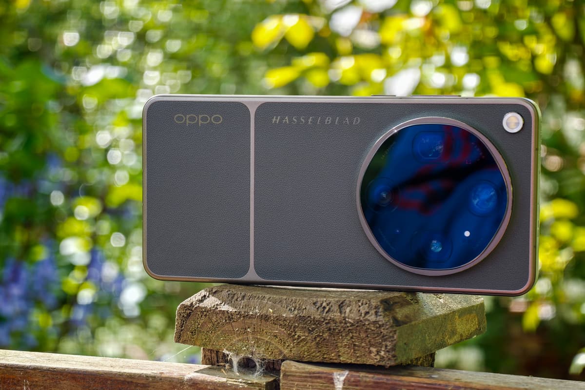 Oppo’s New Phone Has One Camera Too Many