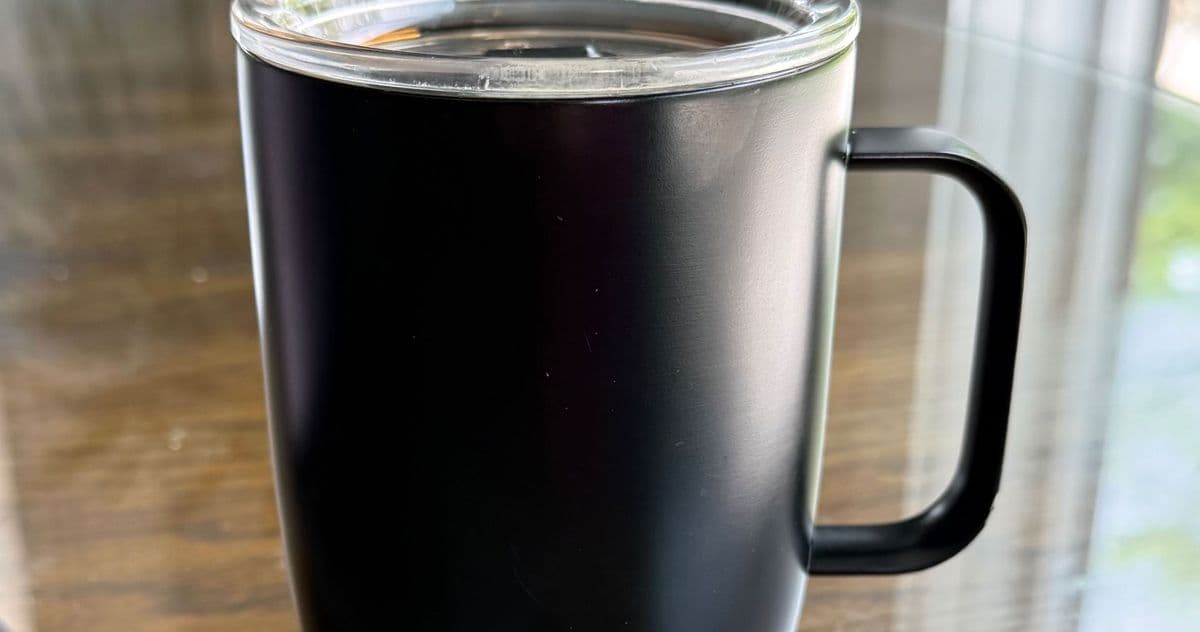 My Self-Heating Mug Is One of the Best Gifts I’ve Ever Received