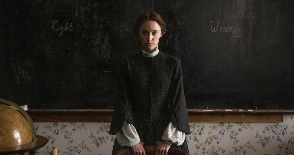 Finally, Maika Monroe Gets to Play the Psychopath