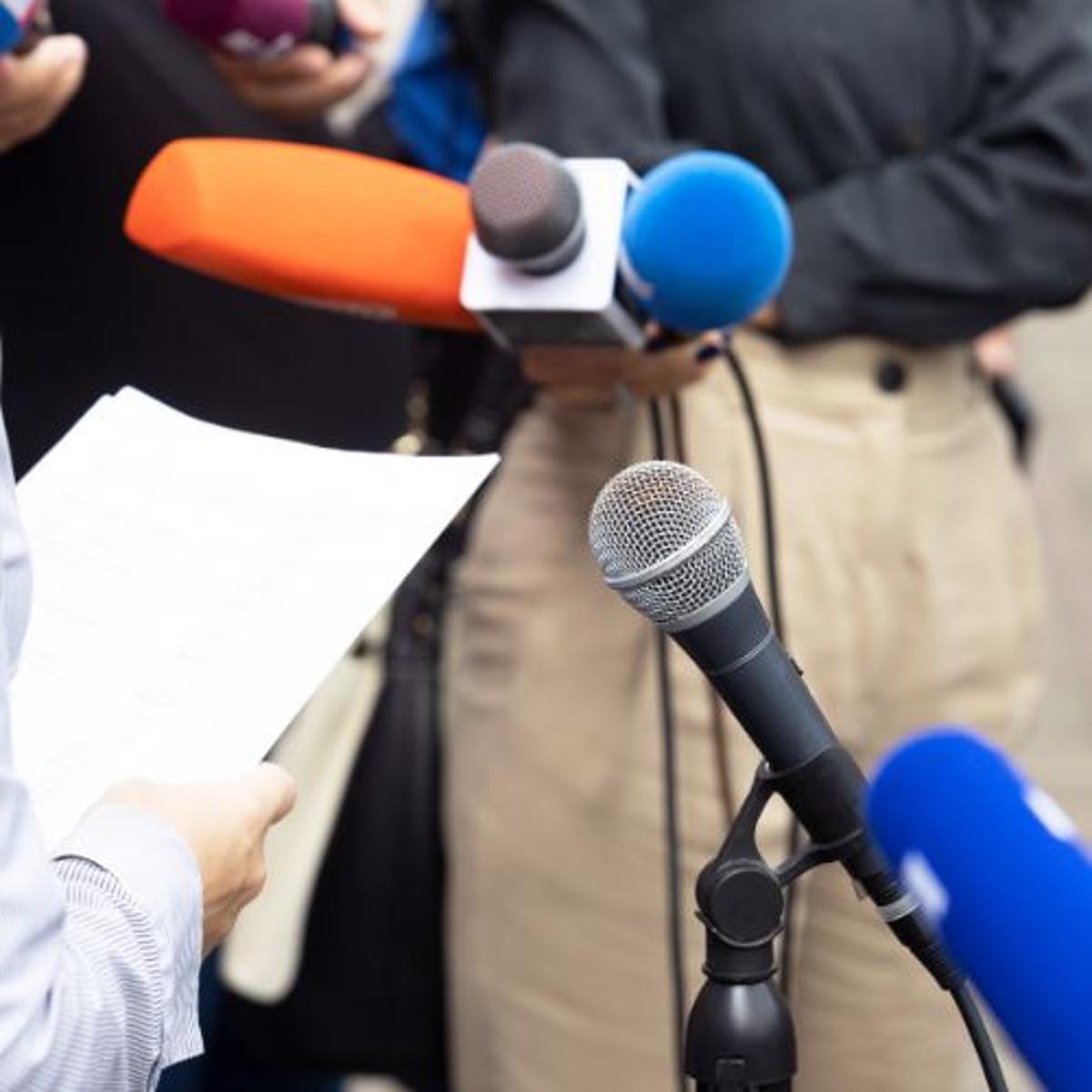 Cuts Nearly Match Misinformation as Journalists’ Top Challenge
