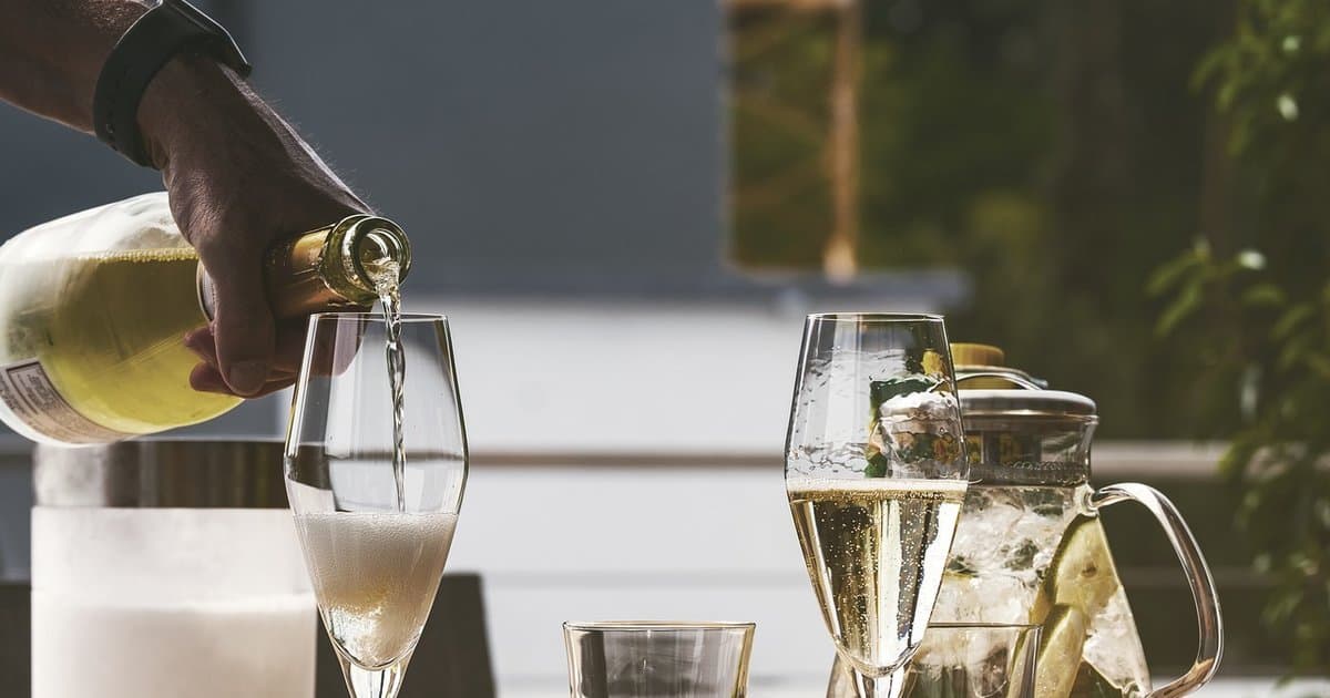 Even Low-Level Drinking Is Bad for Long-Term Brain Health, MRI Shows