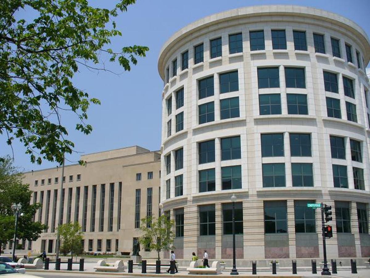 D.C. Circuit Orders FCC to Answer News Distortion Repeal Bid