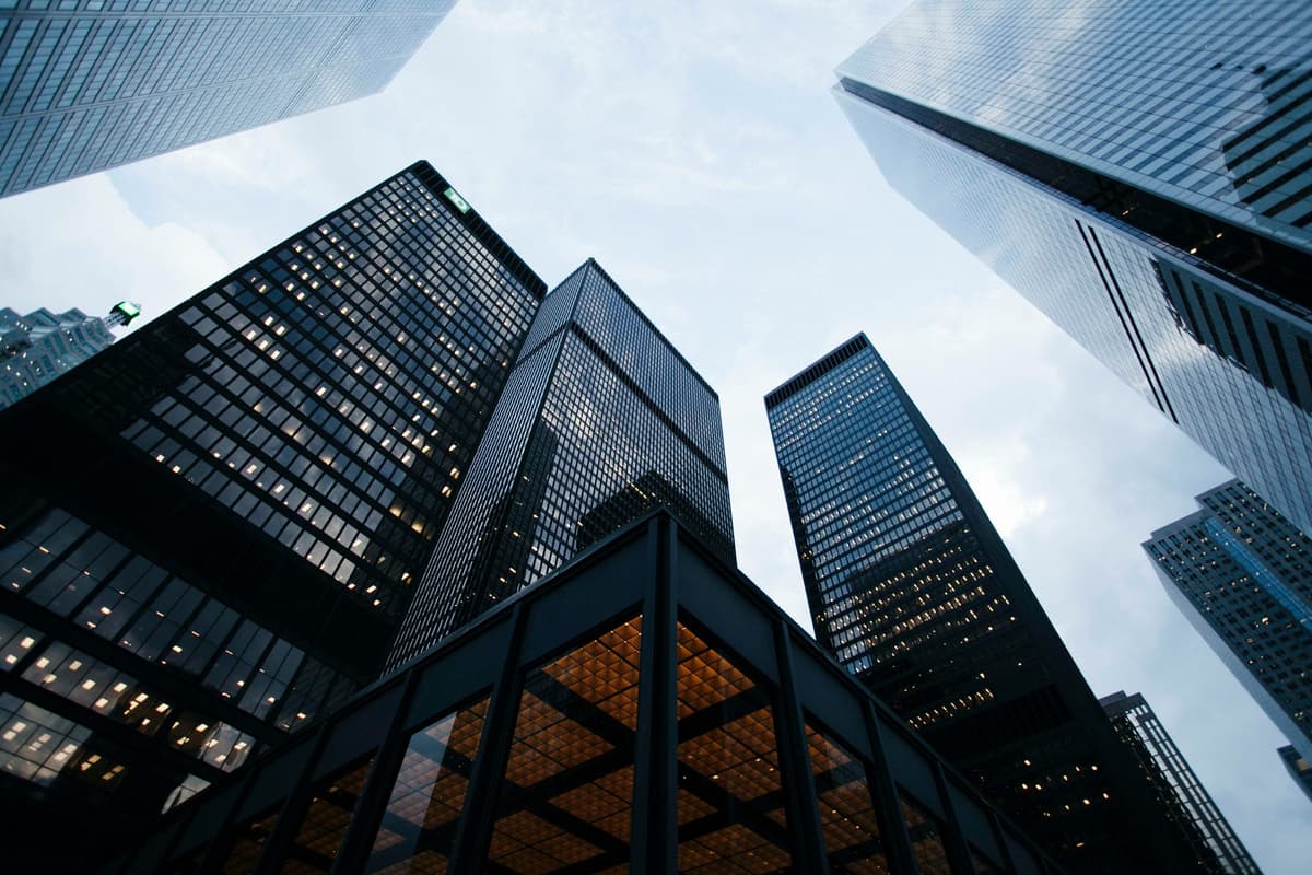 Why Global Banks Are Rethinking Compliance From Scratch