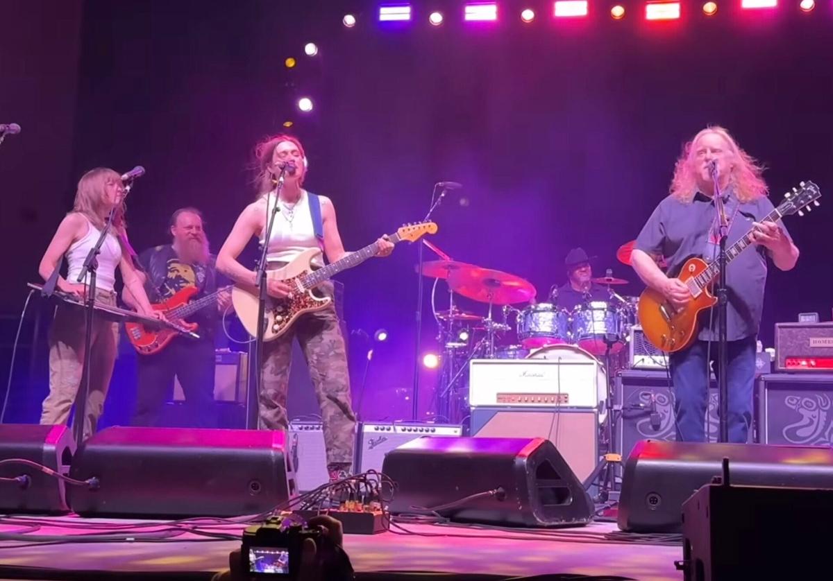 Gov’t Mule and Larkin Poe Cover Jerry Garcia’s “Sugaree” In Missouri