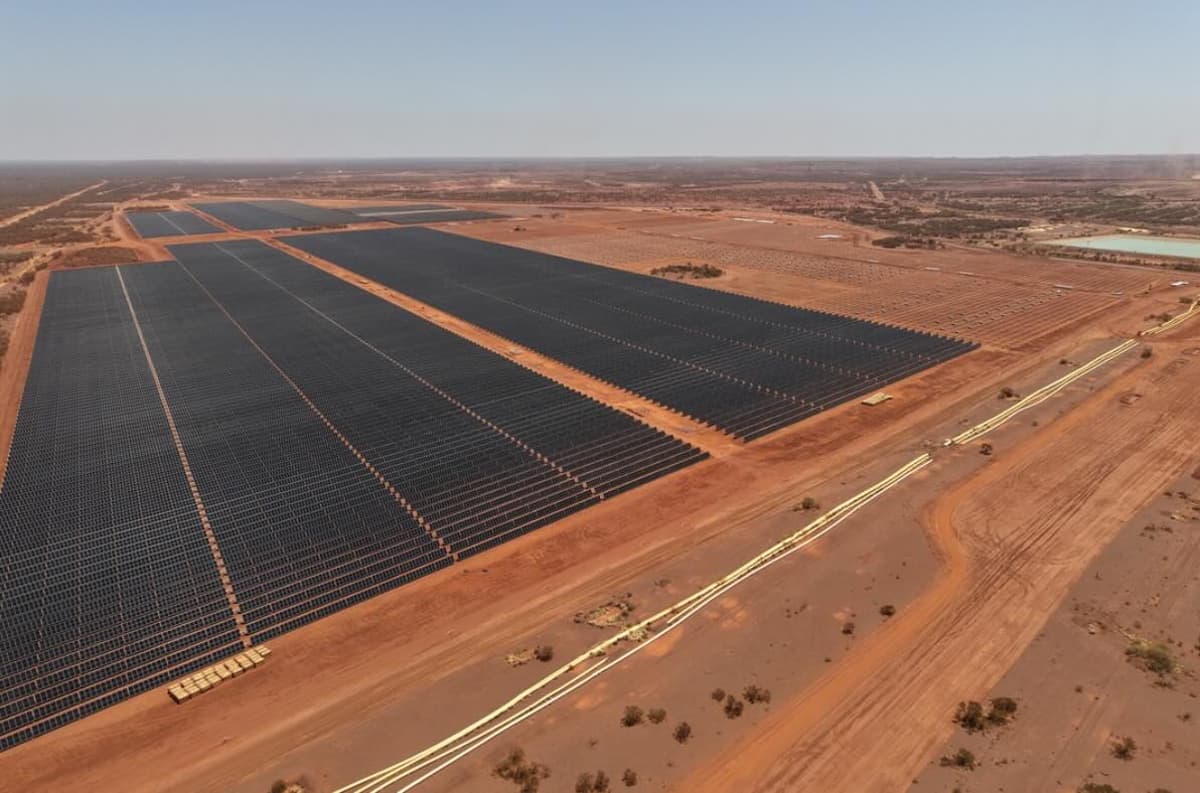 Fortescue Starts Construction of Australia’s Biggest Solar Farm Outside Main Grid, and Giant Eight-Hour Battery