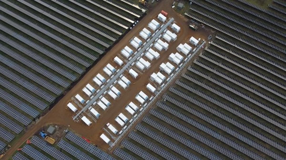 European Energy Raises $66M via Green Bond Tap