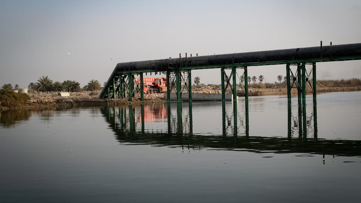Big Tech Is Moving Data Out of the Gulf Through Iraqi Oil Pipelines
