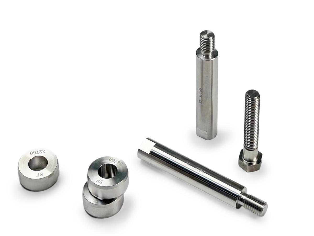 Custom Fasteners Vs. Standard Hardware: When Should Engineers Design Their Own?