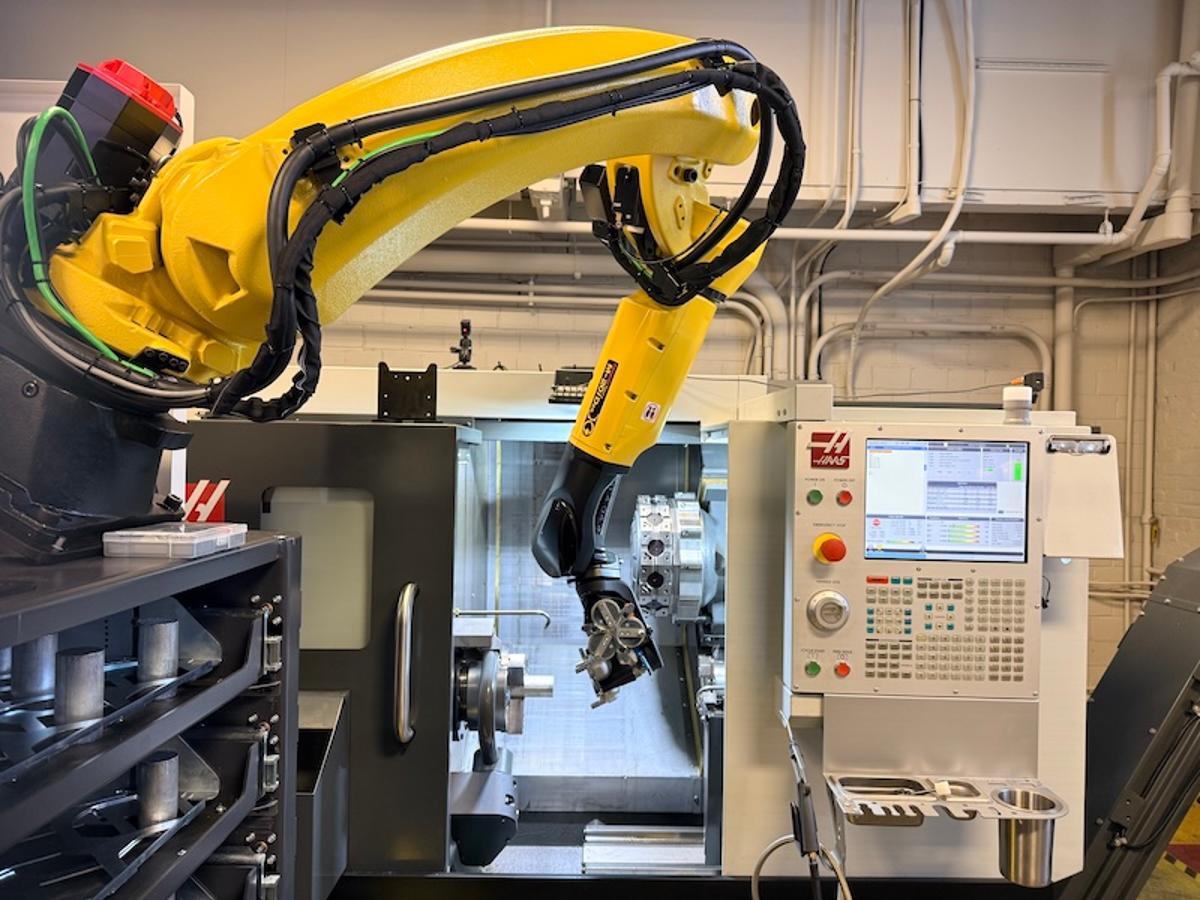 AWR Standardizes CNC Machine Tending with OnRobot Electric Grippers to Speed Changeovers