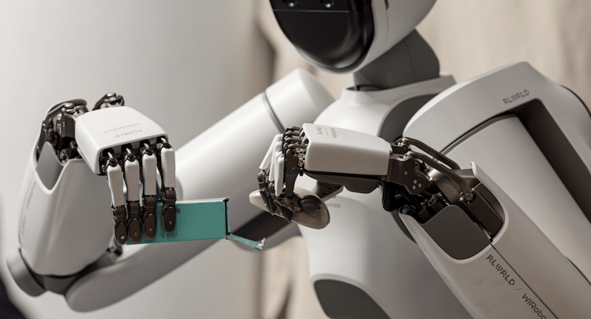 RLWRLD Named World Economic Forum Technology Pioneer for Advancing Physical AI Infrastructure