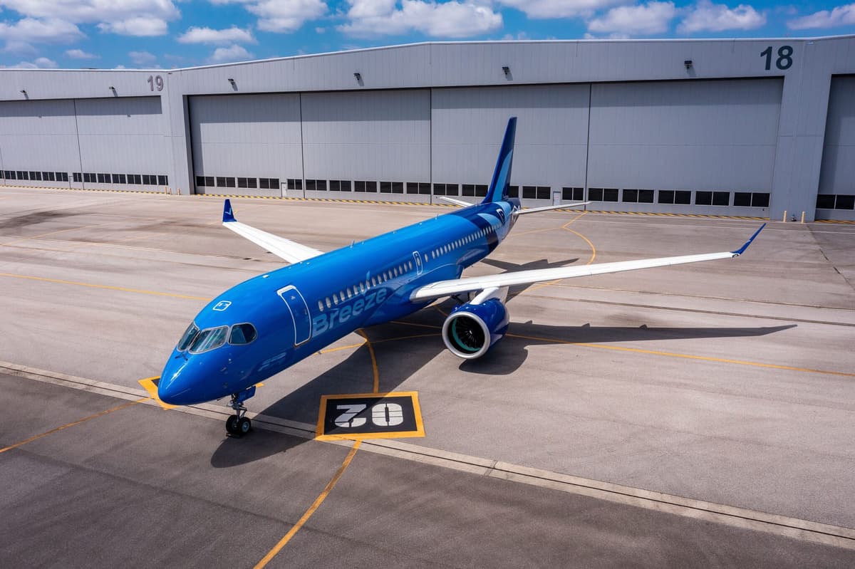 Press Release: TrueNoord Delivers Three Factory-New A220s to Breeze